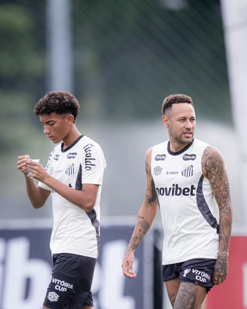 Robinho Jr e Neymar.