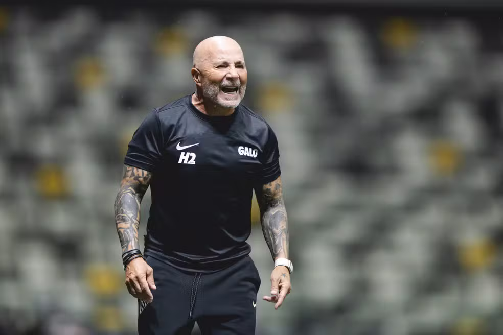 Jorge Sampaoli é o novo técnico do Talleres, da Argentina Jorge Sampaoli deixou o Atlético-MG em fevereiro — Foto: Pedro Souza
