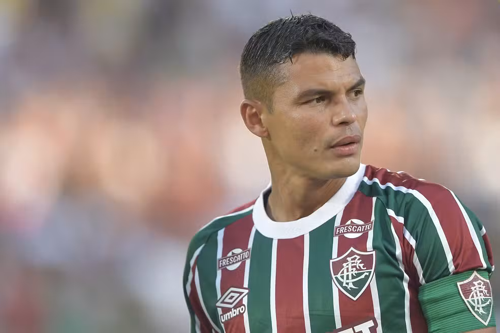 Thiago Silva renova com o Fluminense até o fim de 2026 e reforça identificação histórica com o clube