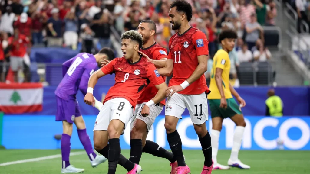 Egito supera aposta ousada da Austrália nos pênaltis e alcança classificação histórica na Copa