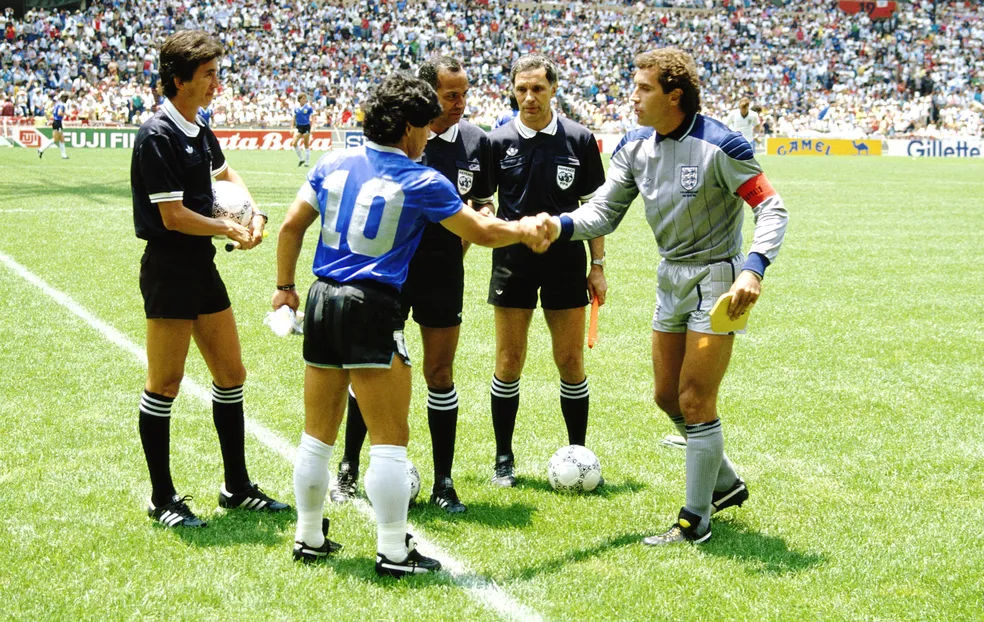 Como uma guerra de 74 dias ainda chega ao estádio 44 anos depois