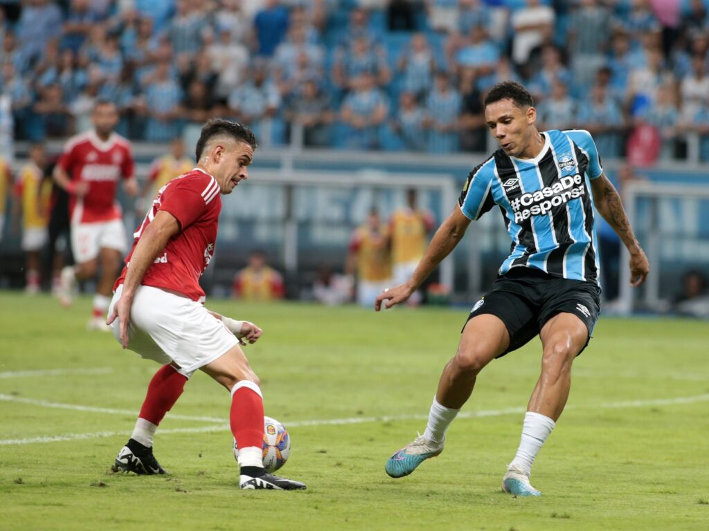 Em jogo morno, Inter e Grêmio terminam empatados, no jogo de ida das quartas da Copa do Brasil Inter 0 x 0 Grêmio. Imagem: MIGUEL NORONHA/ENQUADRAR/ESTADÃO CONTEÚDO