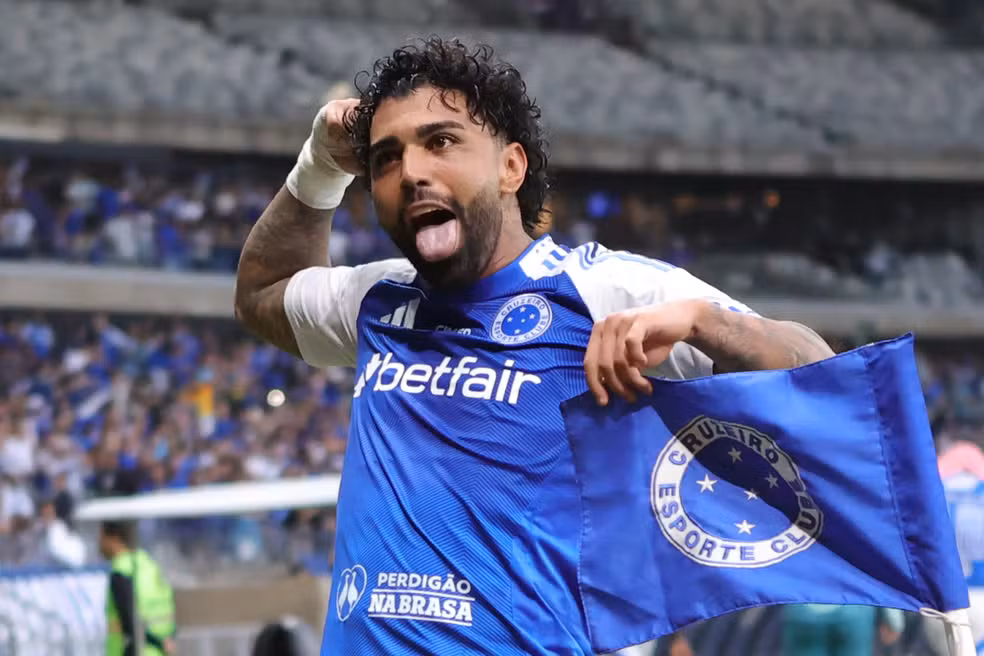 Gabigol indica desejo de voltar ao Cruzeiro em 2027: “Projeto que ainda vai dar certo” Gabigol, do Cruzeiro, comemora um dos dois gols dele diante do Juventude — Foto: Gilson Lobo/AGIF